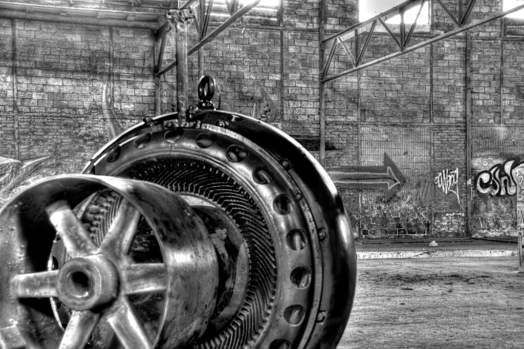 la presta usine d'asphalt val de travers jura neuchatel urbanexploration.ch urban exploration urbex bern switzerland schweiz hdr hdri schwarz-weiss